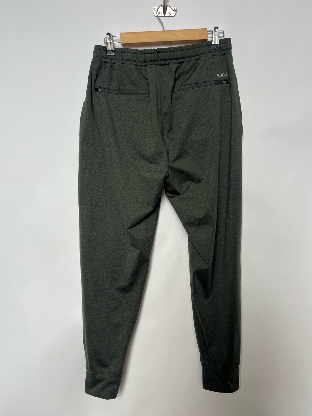 Vuori Sunday Performance Jogger Dark Olive Green Heather Athletic Lounge Pants - Picture 2 of 11